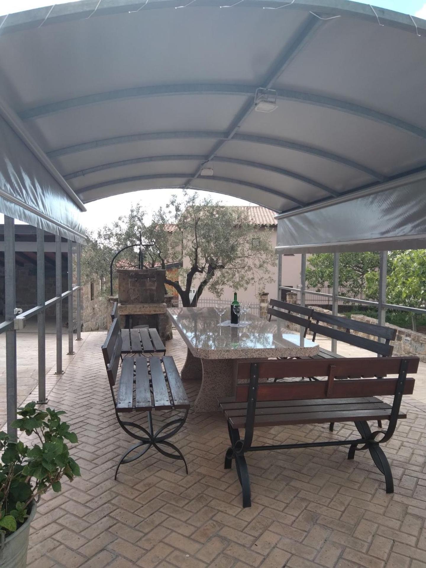 Tourist Farm With Apartments Fig Tree Dekani Kültér fotó